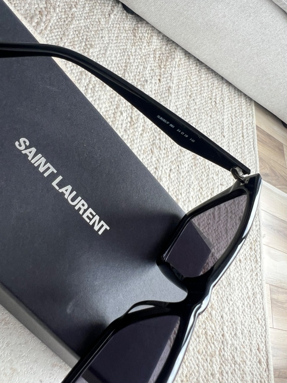 YSL SUNGLASSES - Picture 7 of 7